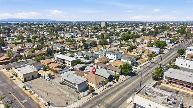 1374 E Vernon, Los Angeles, CA 90011