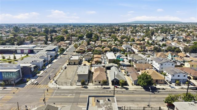 1374 E Vernon, Los Angeles, CA 90011