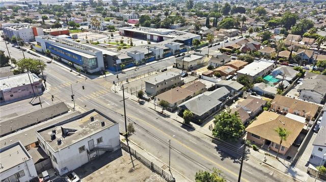 1374 E Vernon, Los Angeles, CA 90011