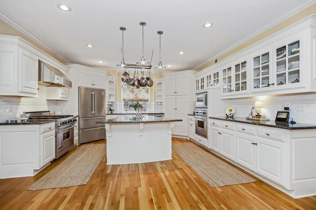 26266 W 110th Terrace, Olathe, KS 66061