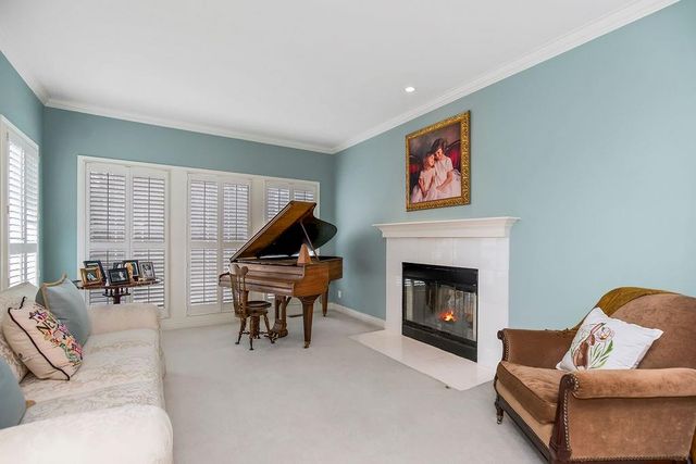 26266 W 110th Terrace, Olathe, KS 66061