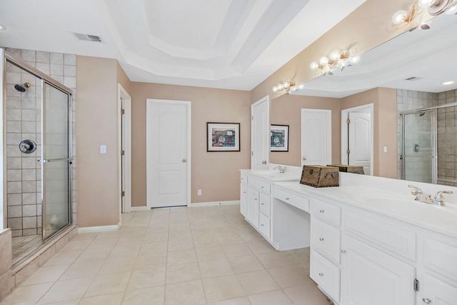 26266 W 110th Terrace, Olathe, KS 66061