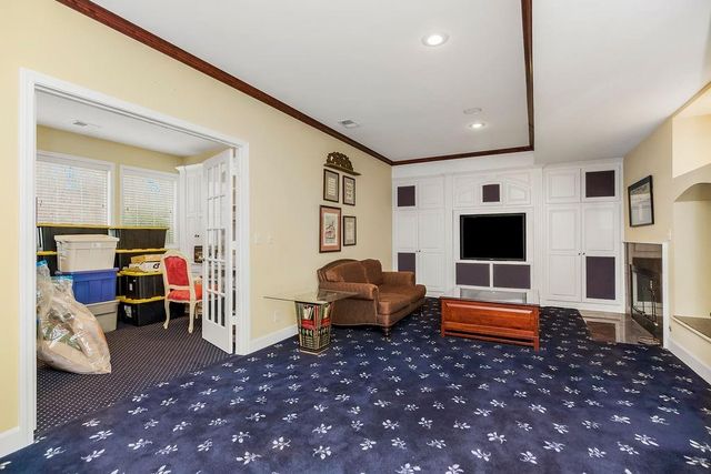 26266 W 110th Terrace, Olathe, KS 66061