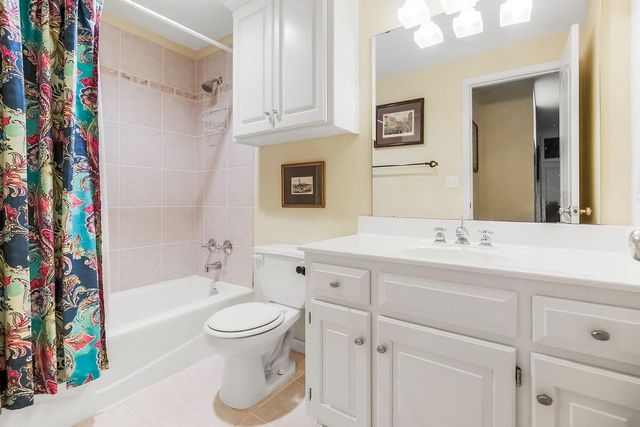 26266 W 110th Terrace, Olathe, KS 66061