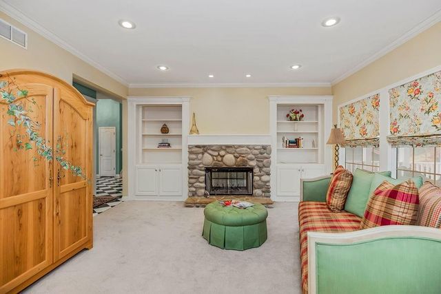 26266 W 110th Terrace, Olathe, KS 66061