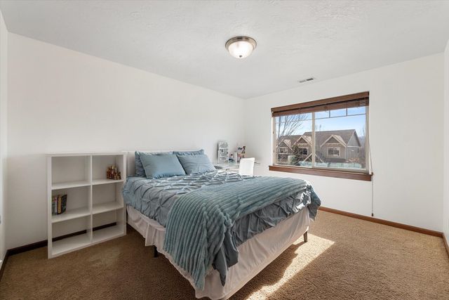 17709 E Daystar Rd, Greenacres, WA 99016