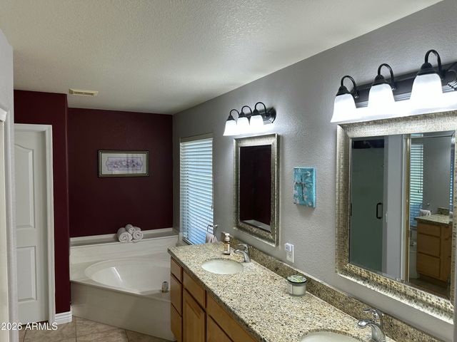 8914 W WESCOTT Drive W, Peoria, AZ 85382