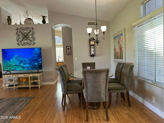 8914 W WESCOTT Drive W, Peoria, AZ 85382