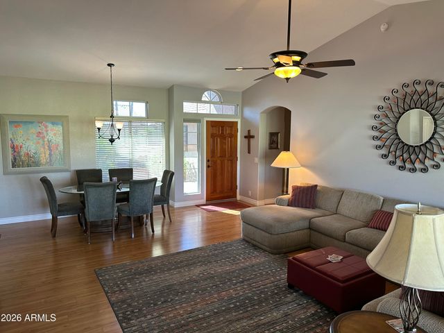 8914 W WESCOTT Drive W, Peoria, AZ 85382
