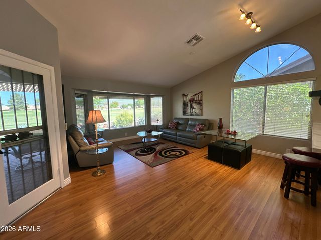 8914 W WESCOTT Drive W, Peoria, AZ 85382