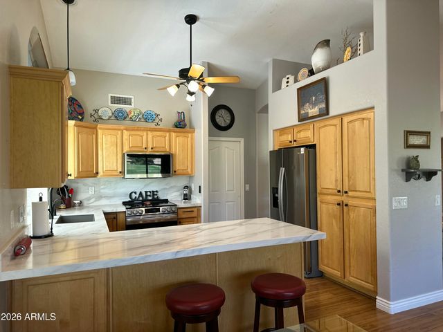 8914 W WESCOTT Drive W, Peoria, AZ 85382