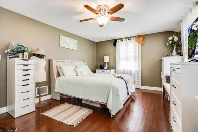 23 Bolten Pl, Bloomfield Twp., NJ 07003