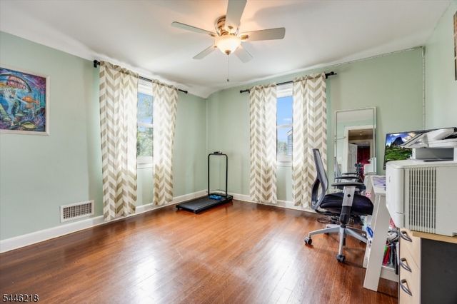 23 Bolten Pl, Bloomfield Twp., NJ 07003