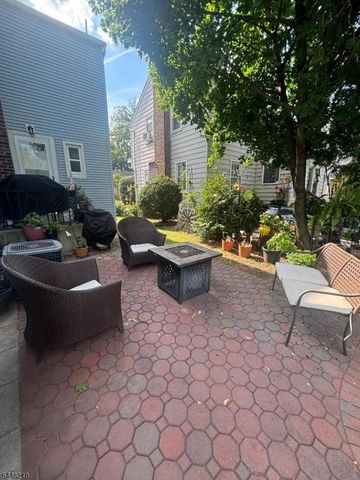23 Bolten Pl, Bloomfield Twp., NJ 07003