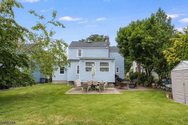 23 Bolten Pl, Bloomfield Twp., NJ 07003