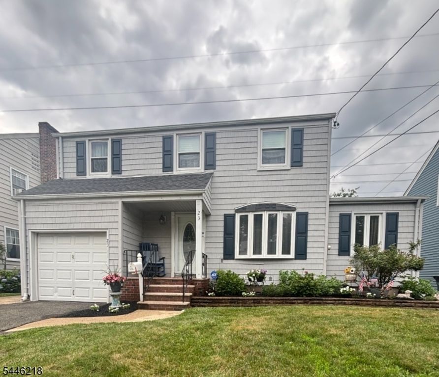 23 Bolten Pl, Bloomfield Twp., NJ 07003