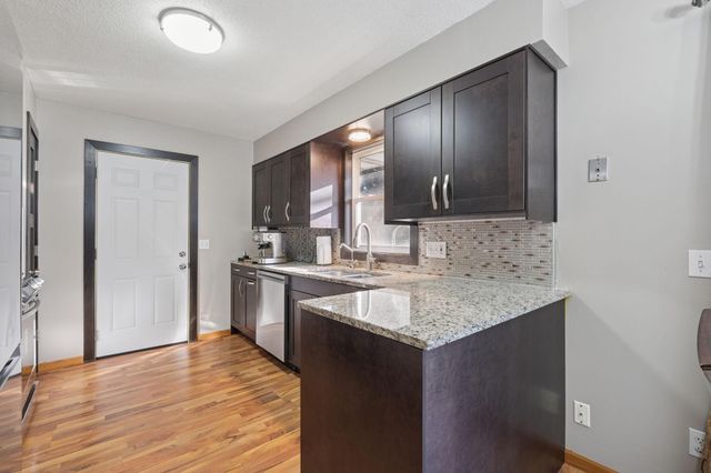 3725 80th Avenue N, Brooklyn Park, MN 55443