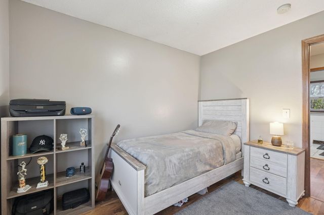 3725 80th Avenue N, Brooklyn Park, MN 55443