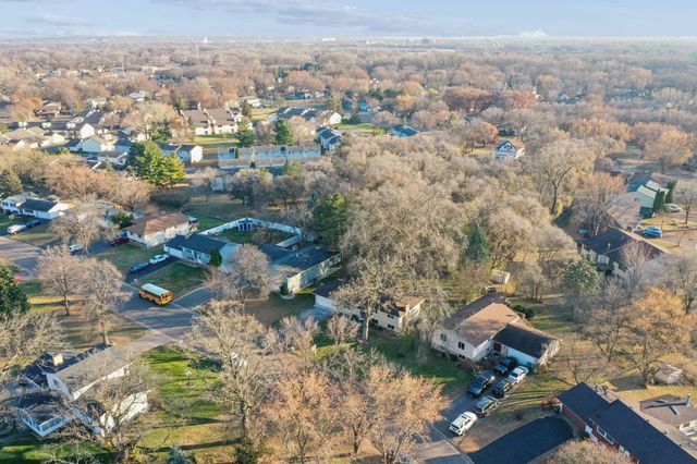 3725 80th Avenue N, Brooklyn Park, MN 55443