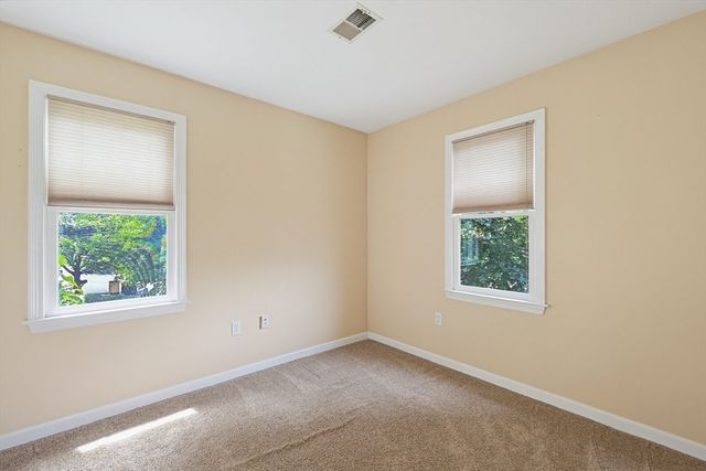6 Oakwood Ct., Framingham, MA 01701