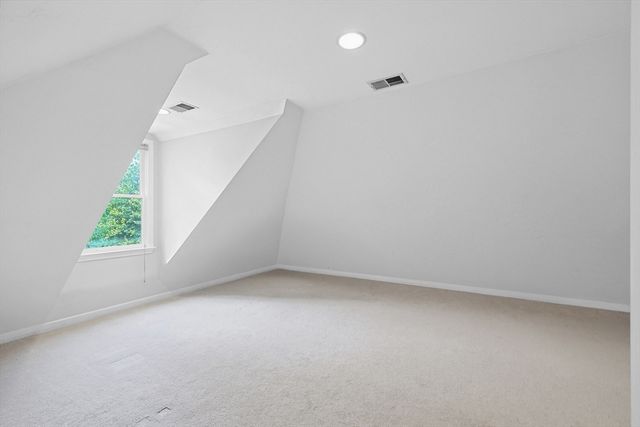 6 Oakwood Ct., Framingham, MA 01701