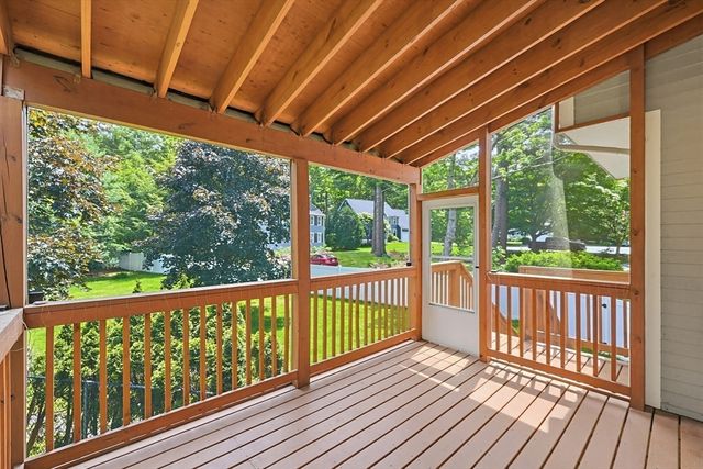 6 Oakwood Ct., Framingham, MA 01701