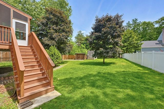 6 Oakwood Ct., Framingham, MA 01701