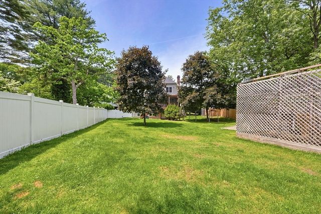 6 Oakwood Ct., Framingham, MA 01701