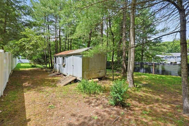 6 Oakwood Ct., Framingham, MA 01701
