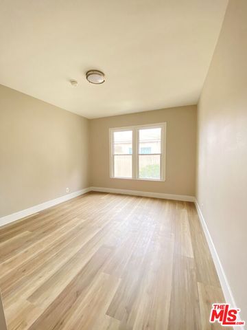 2620 S Barrington Avenue, Los Angeles, CA 90064