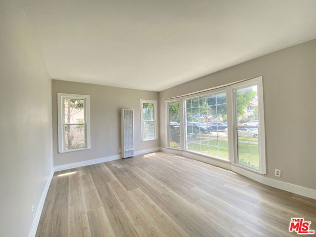 2620 S Barrington Avenue, Los Angeles, CA 90064