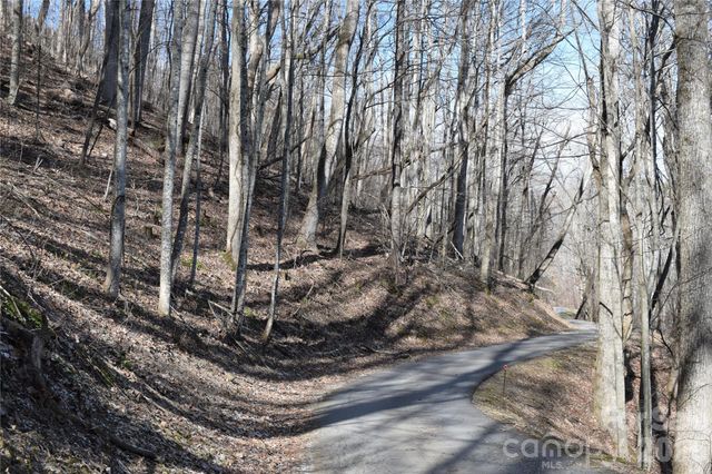 417& 418 Multiflora Way 417&418, Waynesville, NC 28785