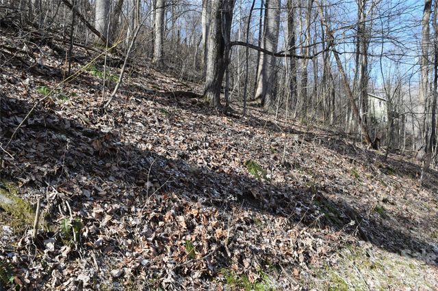 417& 418 Multiflora Way 417&418, Waynesville, NC 28785