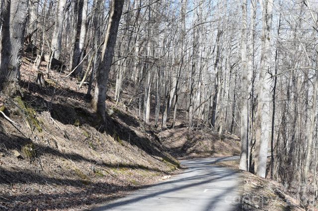 417& 418 Multiflora Way 417&418, Waynesville, NC 28785