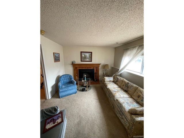 4841 Carson St, Denver, CO 80239