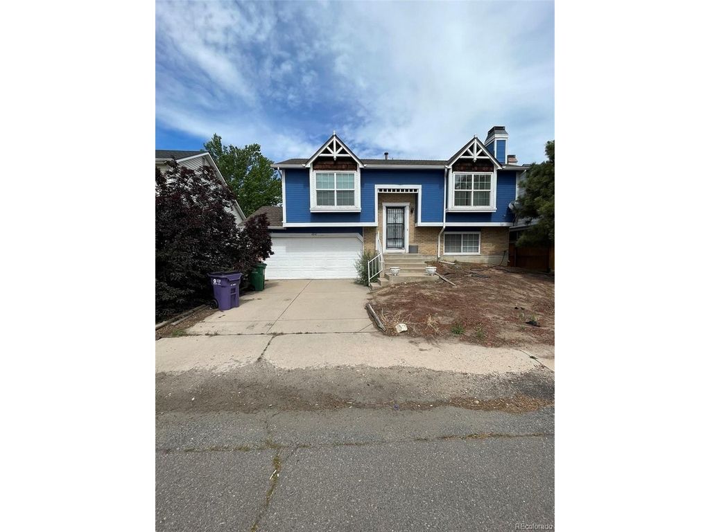 4841 Carson St, Denver, CO 80239