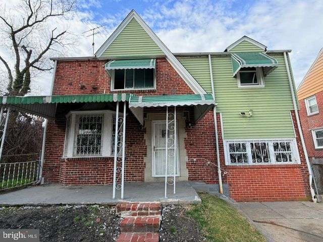 8216 BAYARD ST, Philadelphia, PA 19150