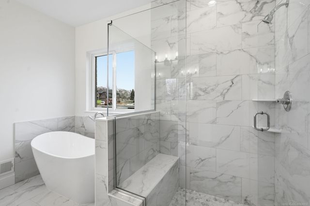 49259 Langford Drive, Macomb, MI 48044