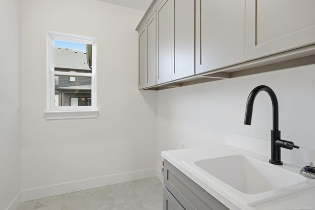 49259 Langford Drive, Macomb, MI 48044