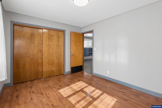 389 Maxwell Rd, Eugene, OR 97404