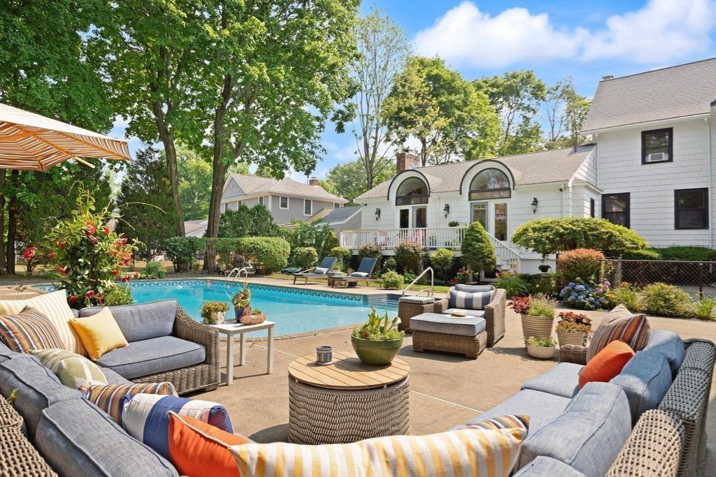 161 Cedar Street, Braintree, MA 02184