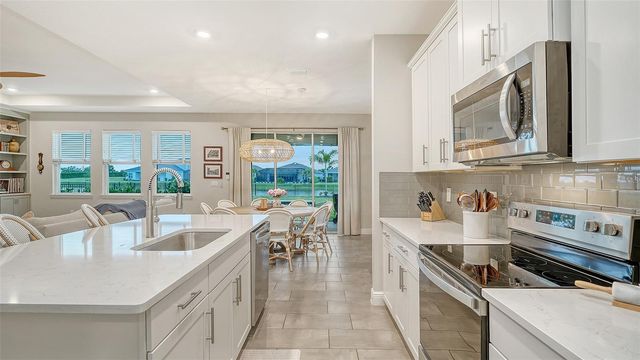 17832 GULF RANCH PLACE, Bradenton, FL 34211