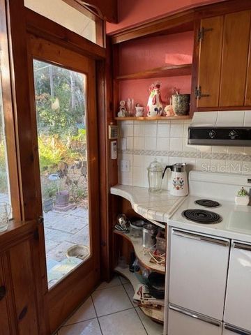 1654 EAST AVENUE, Clermont, FL 34711