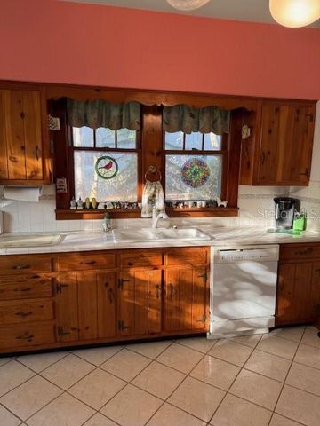 1654 EAST AVENUE, Clermont, FL 34711