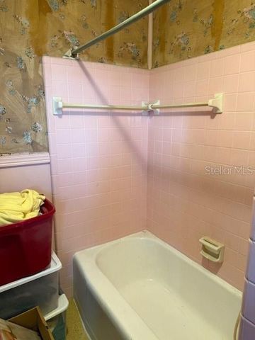 1654 EAST AVENUE, Clermont, FL 34711