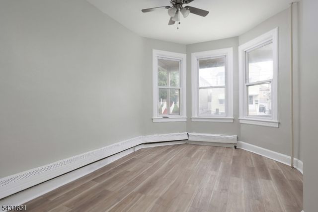 16 E 19Th St, Linden City, NJ 07036