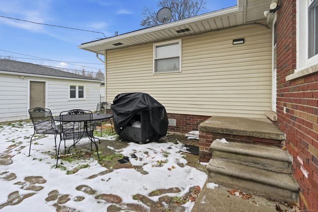 32260 Linderman Avenue, Warren, MI 48093