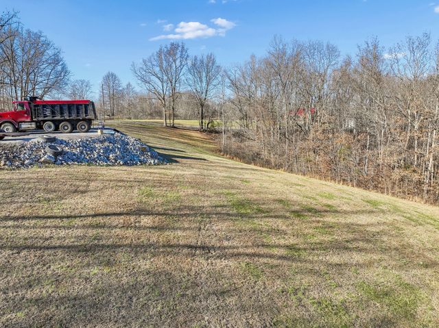 9200 Dobbs Cemetery Rd, Baxter, TN 38544