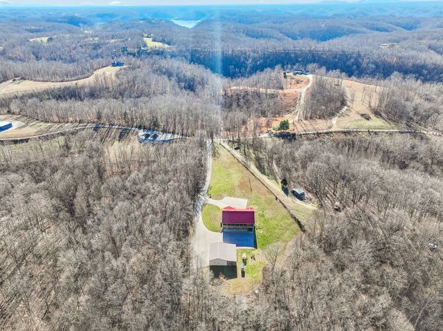 9200 Dobbs Cemetery Rd, Baxter, TN 38544