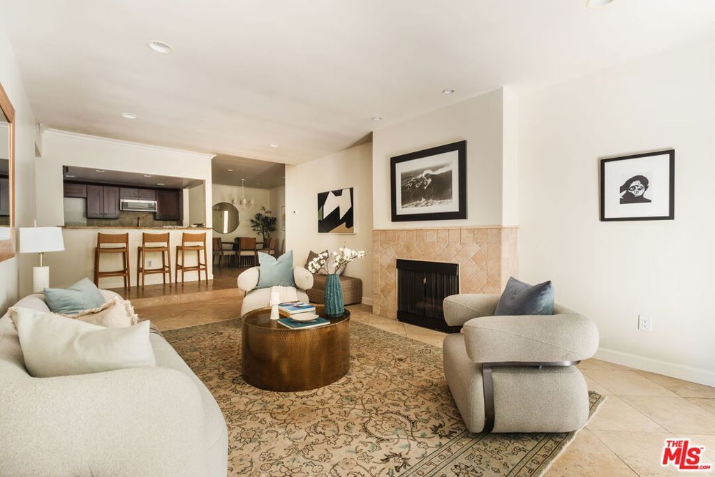 2332 Fox Hills Drive 103, Los Angeles, CA 90064 — exterior
